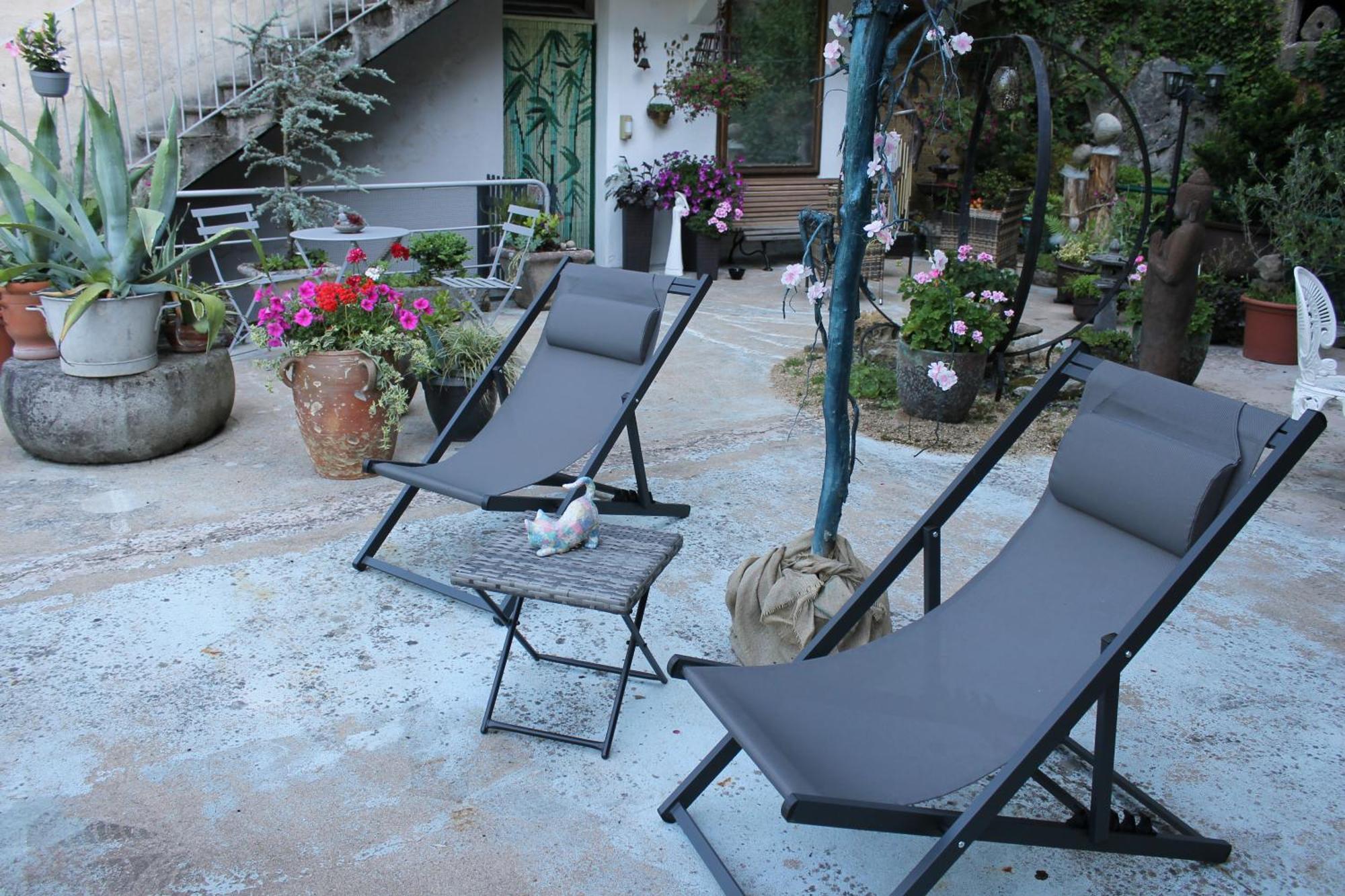 Studio Malou, Cuisine, Salle D'Eau, Terrasse Amenagee Olliergues 外观 照片