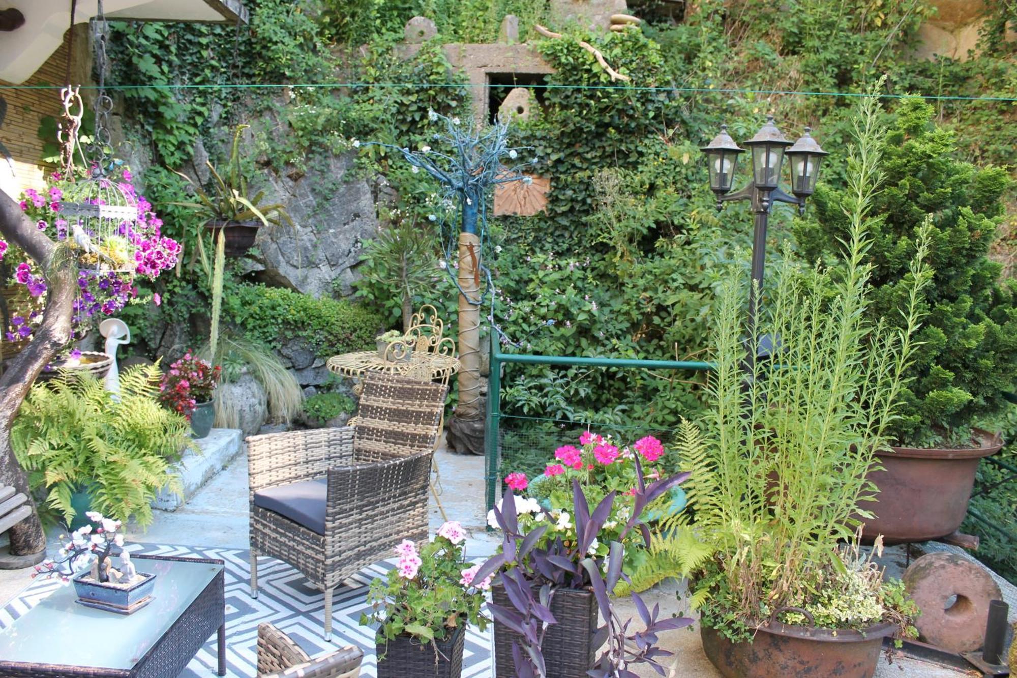 Studio Malou, Cuisine, Salle D'Eau, Terrasse Amenagee Olliergues 外观 照片