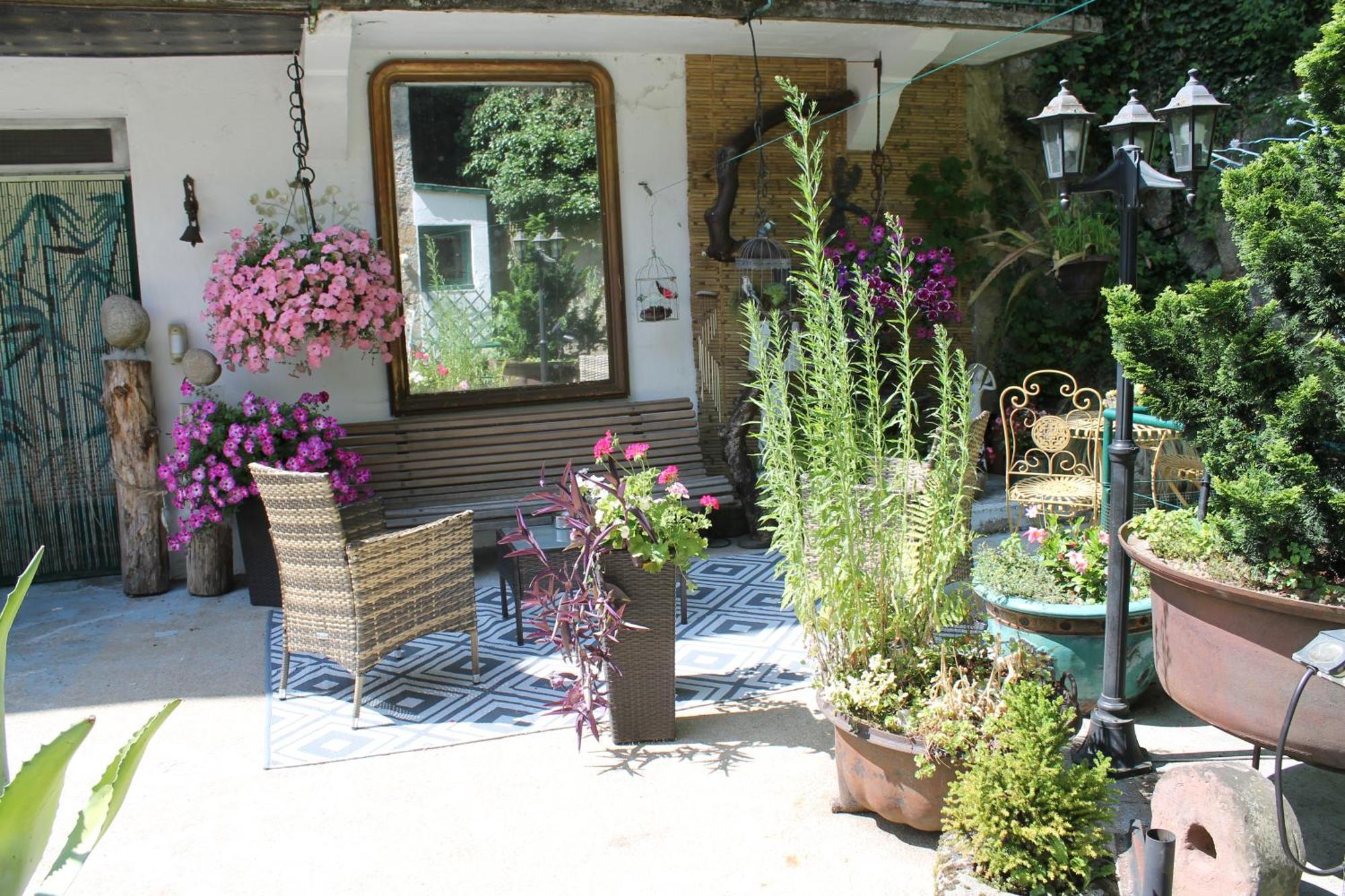 Studio Malou, Cuisine, Salle D'Eau, Terrasse Amenagee Olliergues 外观 照片